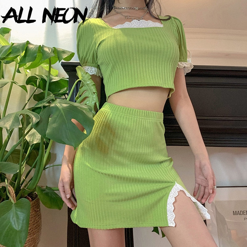 ALLNeon E-girl lindo cuello cuadrado acanalado manga abombada con Tops cortos de encaje y minifalda conjuntos de 2 piezas Y2K conjuntos a juego de moda