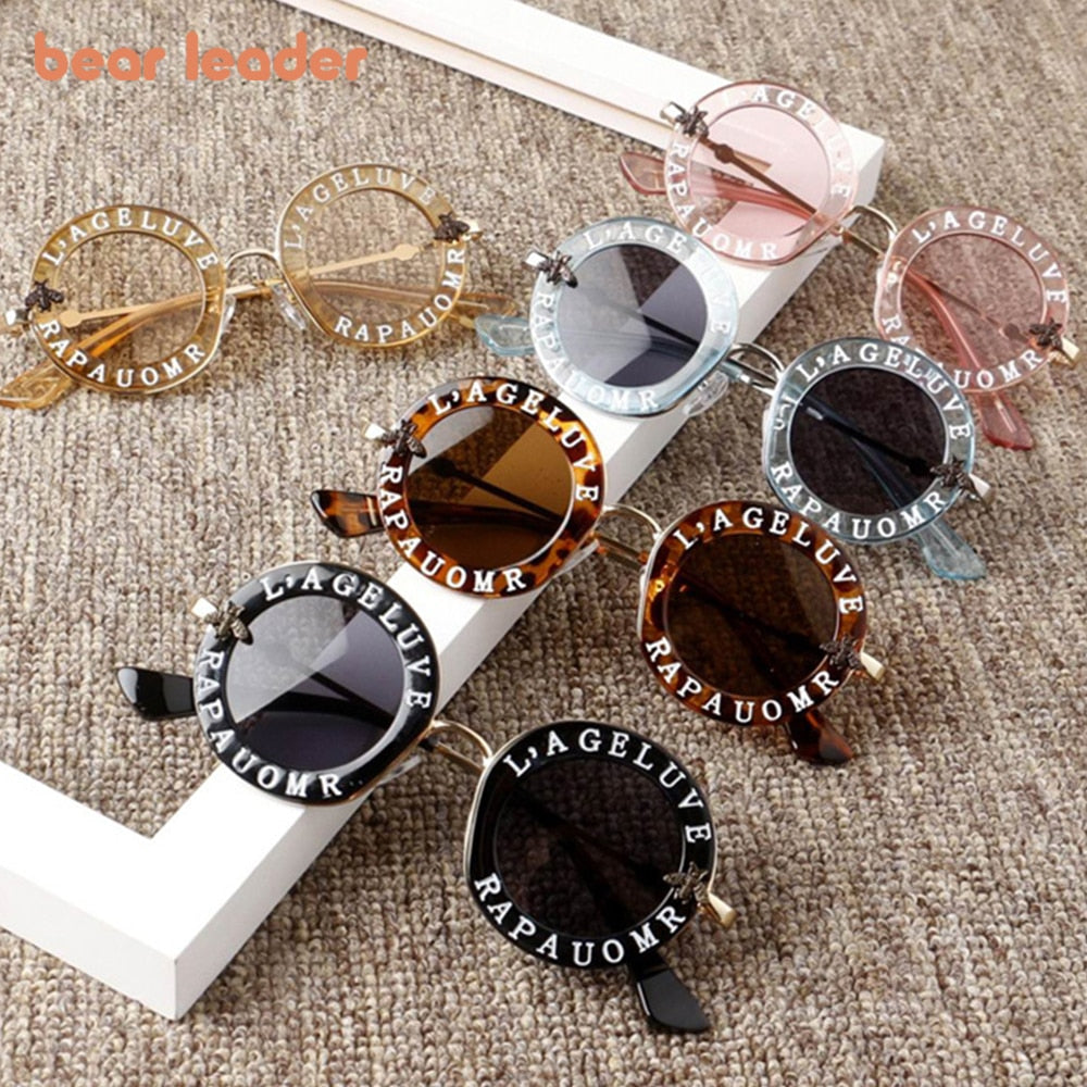 Bear Leader 2022 nuevas gafas de sol de moda para niños, niñas y niños, estilo Simple con letras, gafas de sol calientes, gafas de 7 colores