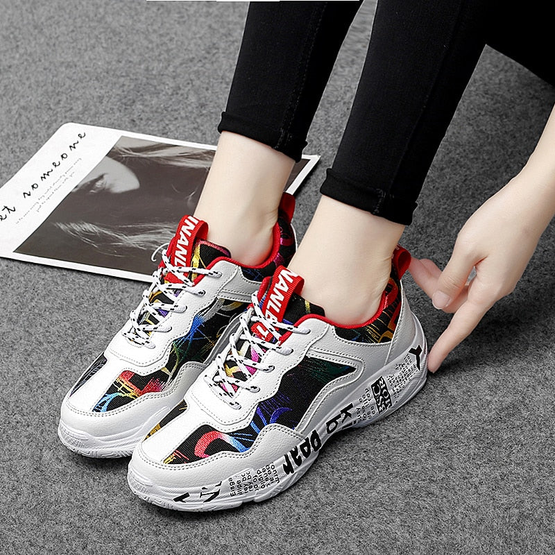 TUINANLE zapatillas de deporte mujer primavera Casual zapatos de moda tamaño 35-43 Graffiti señoras zapatos vulcanizados zapatillas blancas zapatos de amante