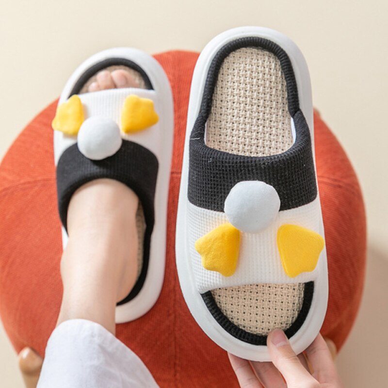 Zapatillas de cáñamo para mujer, zapatos de algodón transpirables antideslizantes con dibujos de pato para dormitorio y parejas, chanclas divertidas para el hogar, novedad de primavera