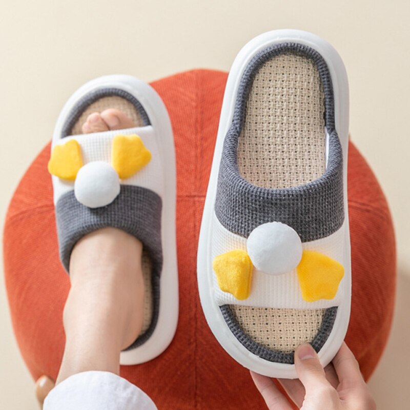 Zapatillas de cáñamo para mujer, zapatos de algodón transpirables antideslizantes con dibujos de pato para dormitorio y parejas, chanclas divertidas para el hogar, novedad de primavera