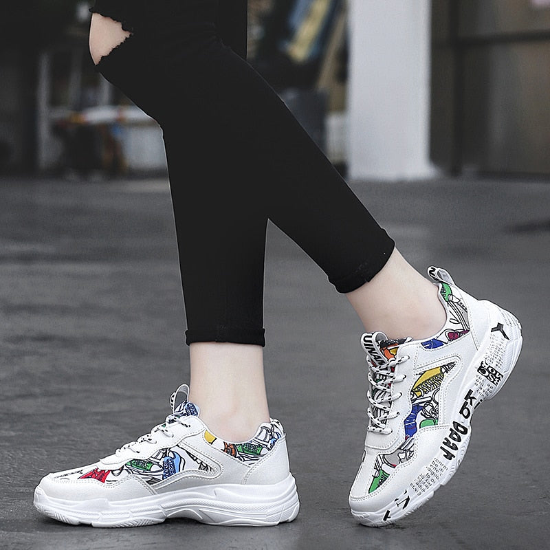 TUINANLE zapatillas de deporte mujer primavera Casual zapatos de moda tamaño 35-43 Graffiti señoras zapatos vulcanizados zapatillas blancas zapatos de amante